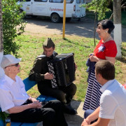 Благодарны Вам за ваш воинский подвиг