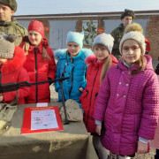 Казачата в воинской части