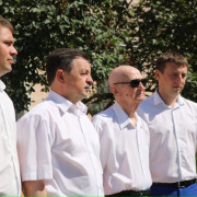 Благодарны Вам за ваш воинский подвиг