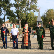 Казачья молодежь на военно-полевом сборе казаков