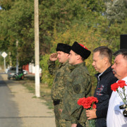 Казачья молодежь на военно-полевом сборе казаков