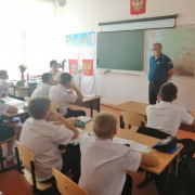 О безопасности ребятам рассказали