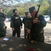 Казачья молодежь на военно-полевом сборе казаков