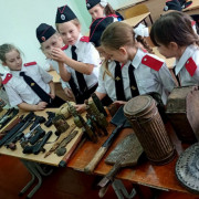 Казаки не робеют, всяко лихо одолеют!