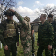 Преодоление спортивно-военной полосы с полной боевой выкладкой в СОШ №12 им. А.В. Суворова