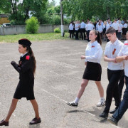 Смотр строя и песни, посвященный Дню Победы в Великой Отечественной войне, прошел в МБОУ СОШ №12 им. А.В. Суворова