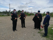 Почтить память и возложить цветы